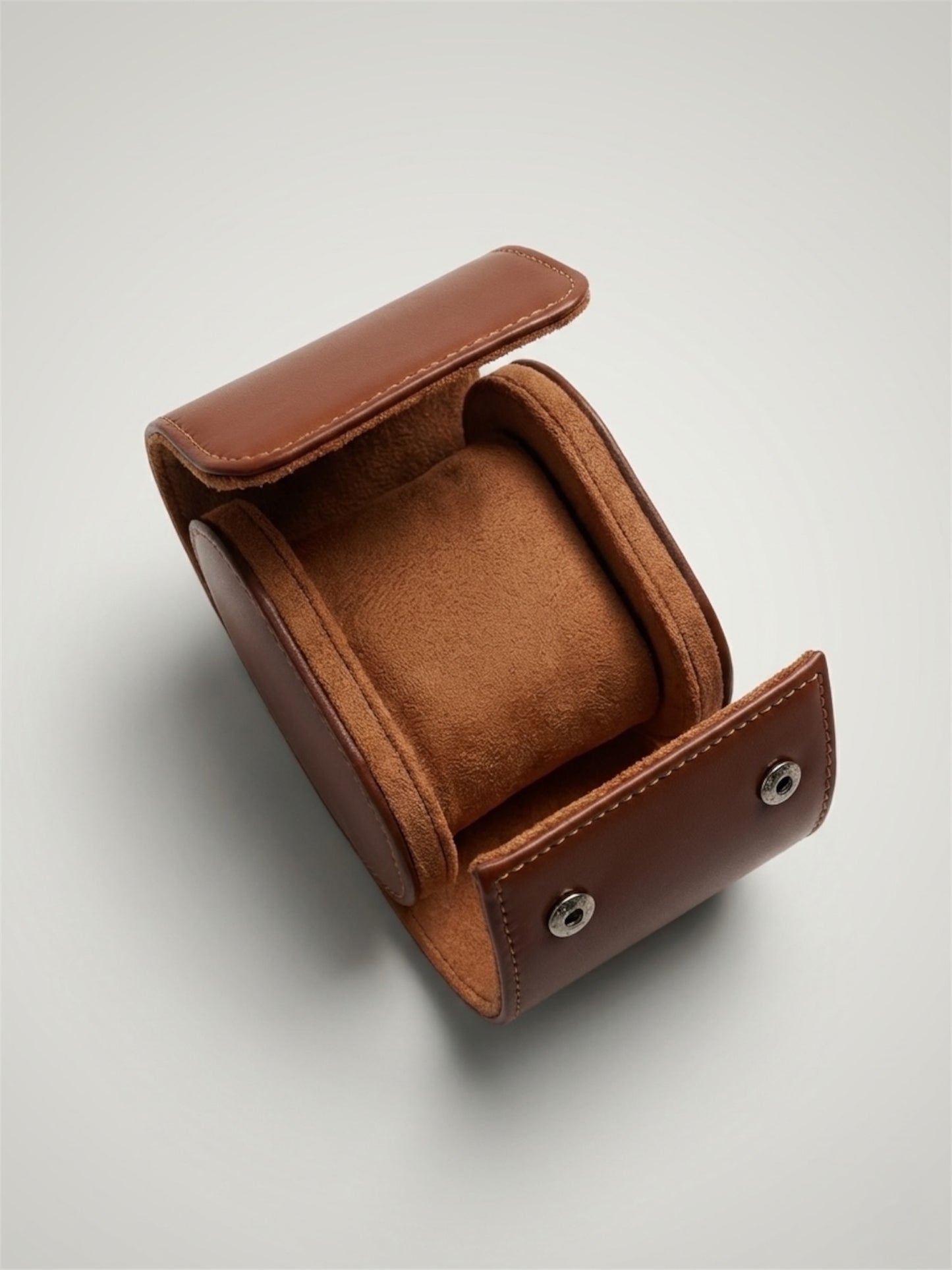 Single travel case in leather