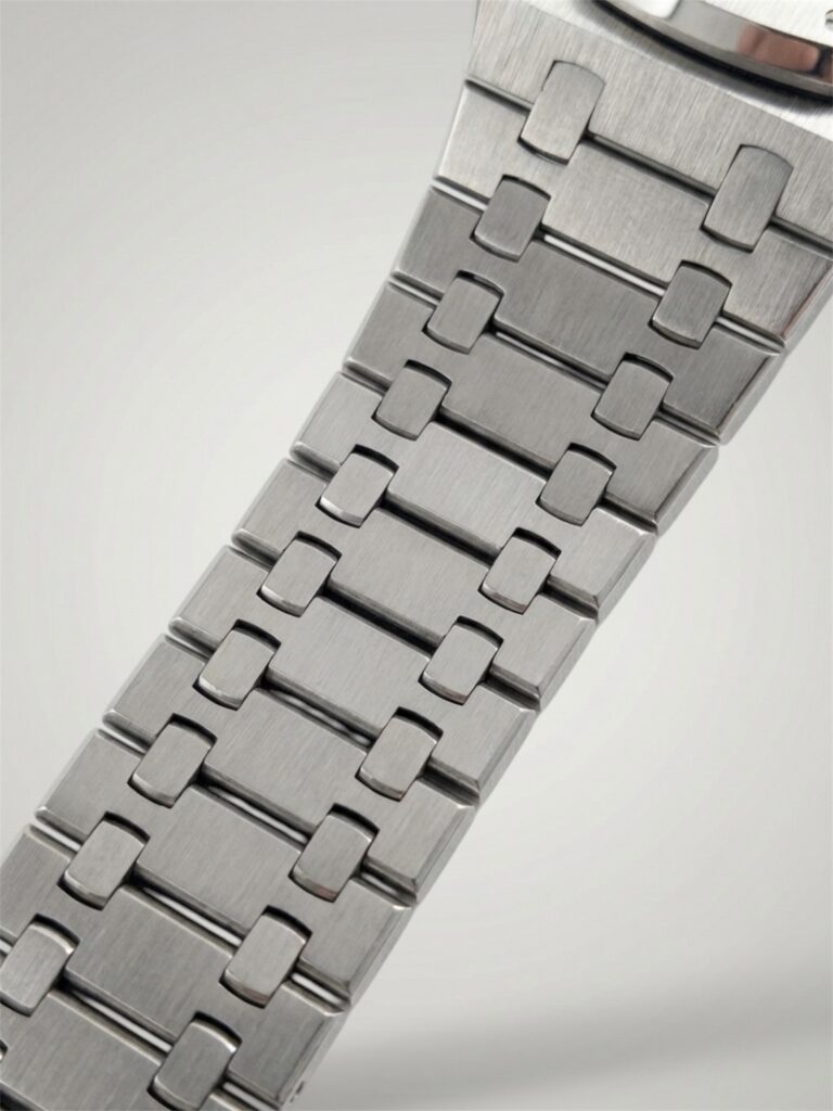 Svart - Royal Oak Mod